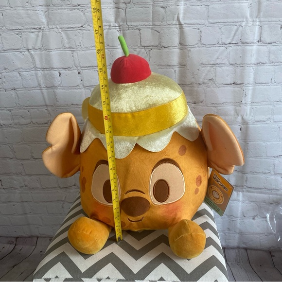 NWT Munchlings Disney 18” Pineapple Upside Down Cake Stitch - Picture 3 of 7